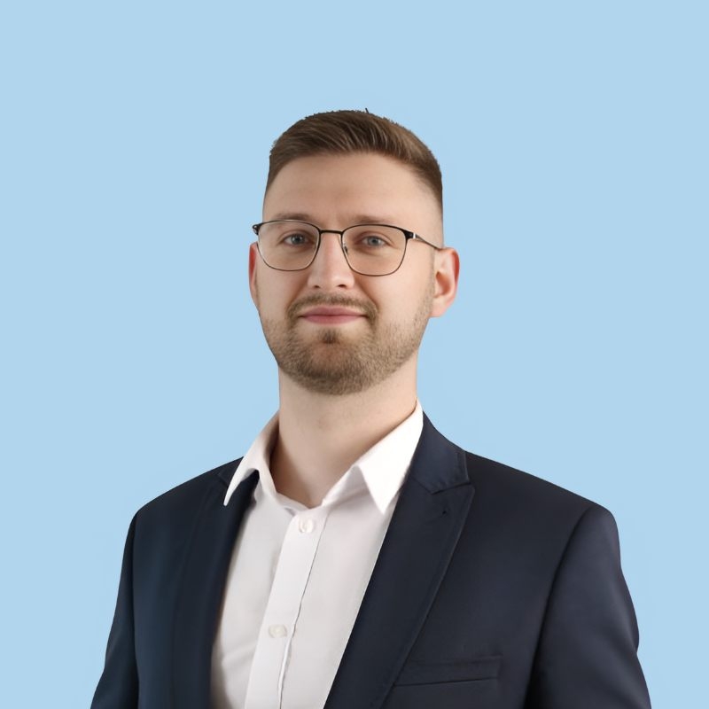 doradca-finansowy-poznań Adam Semerjyan