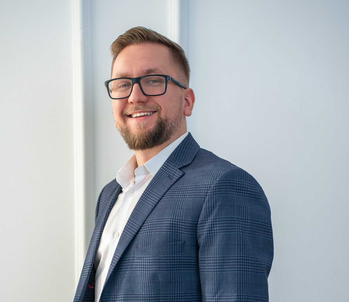 doradca-finansowy-mateusz-szarek