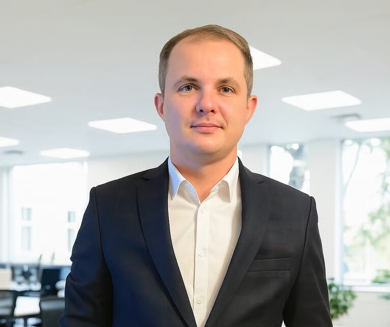 doradca-finansowy-rzeszów Adrian Szela