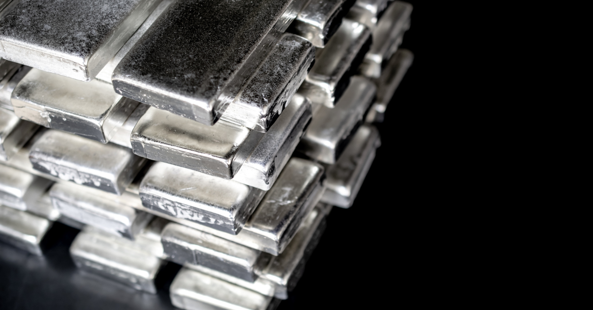 Gdzie wykorzystujemy srebro? Właściwości i zastosowanie surowca o szerokich właściwościach. Dowiedz się więcej!