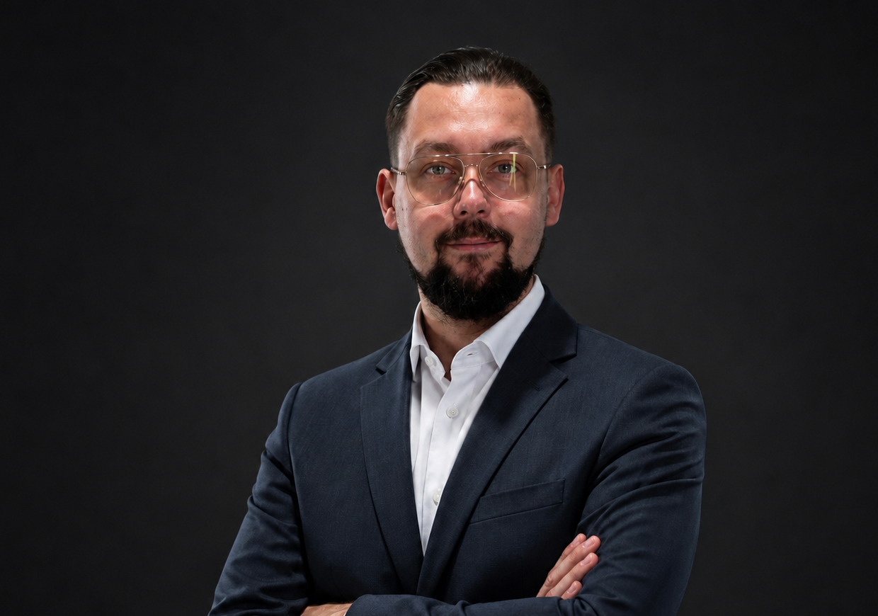 doradca-finansowy-warszawa Bartosz Słomnicki